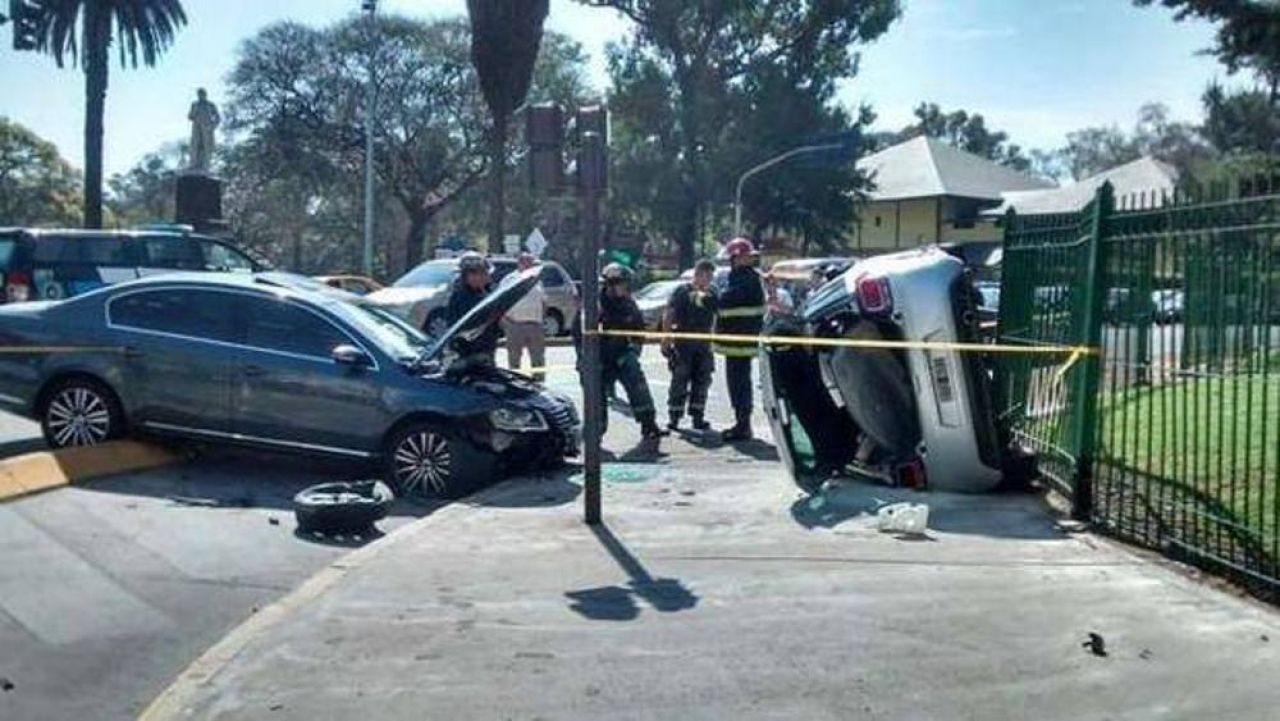 Accident infiorator pentru Ivan Zamorano! Sotia sa a ajuns de urgenta la spital! Un roman de 17 ani a provocat totul_3