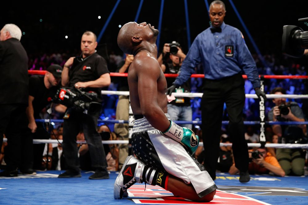 Cum a ales Floyd Mayweather sa se retraga in anonimat . Americanii prezinta cifrele ultimului meci al campionului: record negativ de audienta in sistem PPV