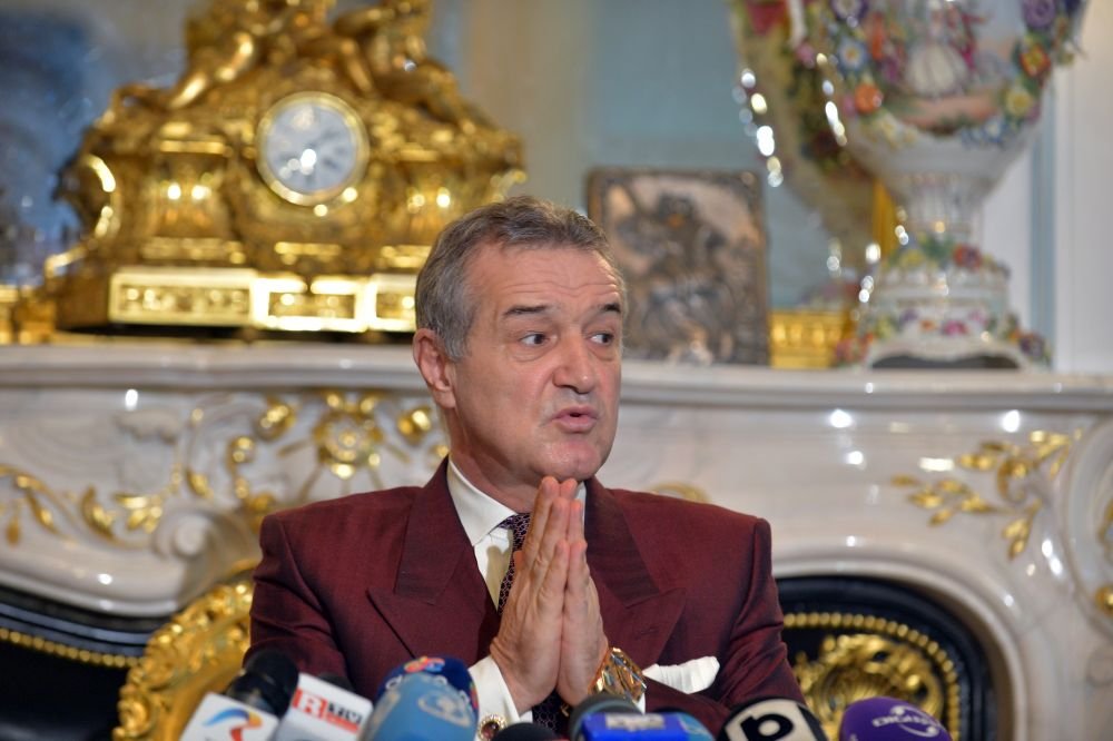 Milionarii datori | Becali se plange ca arabii de la Al Ittihad nu i-au dat nici acum banii pe Szukala, Al Gharafa n-a achitat suma pentru Keseru