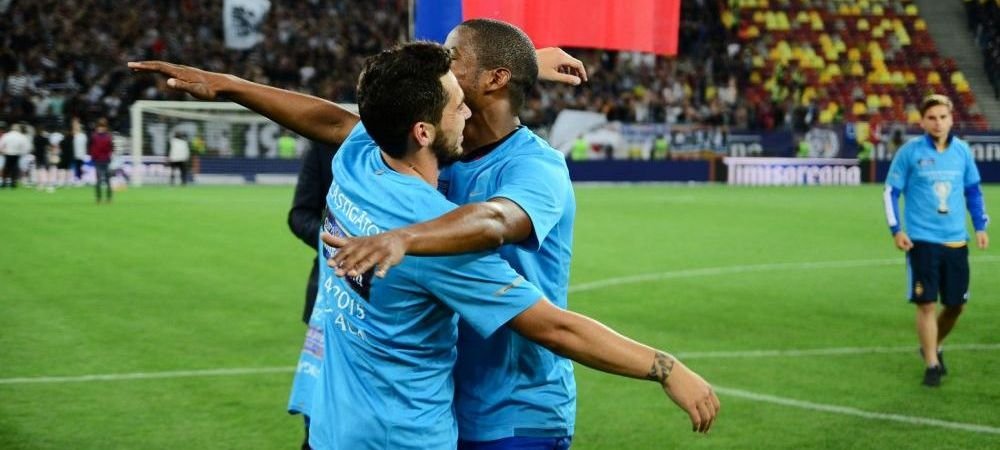 Breeveld a facut 19 faulturi, nu le-am numarat eu bine!? Antrenorul lui U Cluj crede ca Steaua trebuia sa ramana in 10. VIDEO: Faza la care stelistul putea fi eliminat