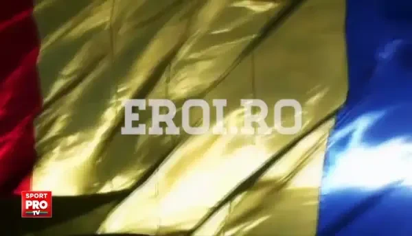 Omul-pasare traieste in Romania si zboara printre vulturi. Povestea lui Toma Coconea, omul care salveaza vieti cu parapanta! VIDEO