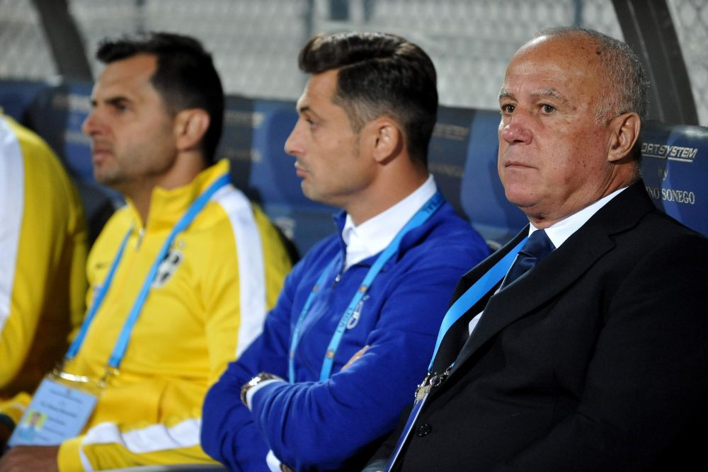 Radoi si-a gasit STANGACI surpriza! Cine e pustiul de 17 ani care a debutat la Iasi