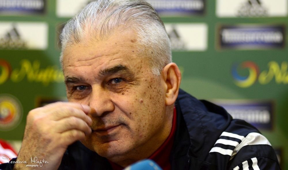 Iordanescu e nemultumit de programul UEFA: E dificil sa pregatesti meciul in cateva zile . Cum explica convocarea lui Papp, desi fundasul nu mai joaca la Steaua