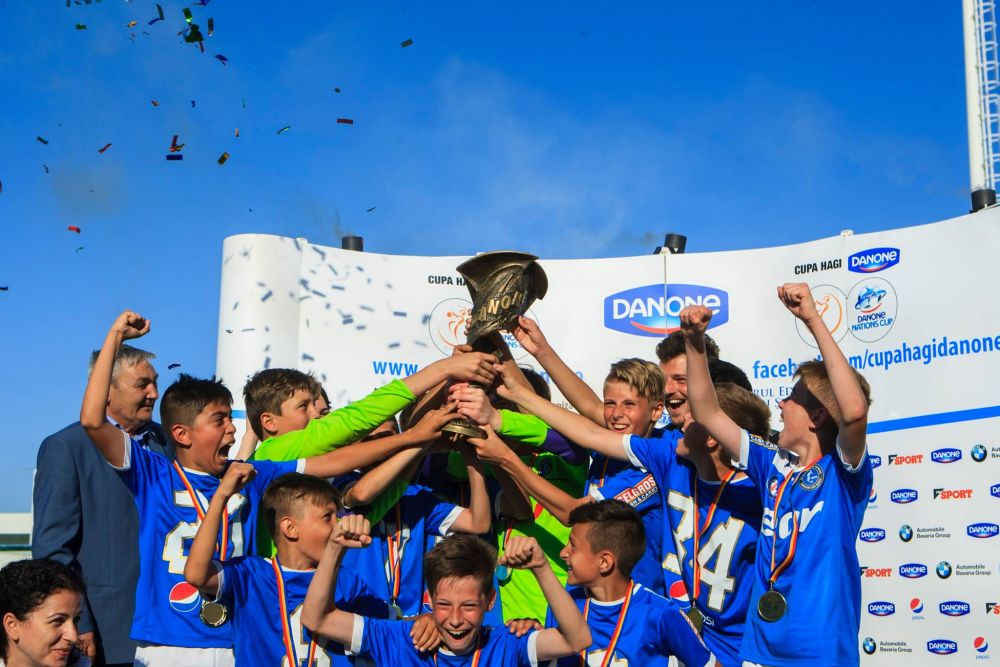 Avem o echipa care viseaza la Mondial! Academia Hagi se pregateste pentru cel mai tare turneu dedicat juniorilor, pustii primesc incurajari