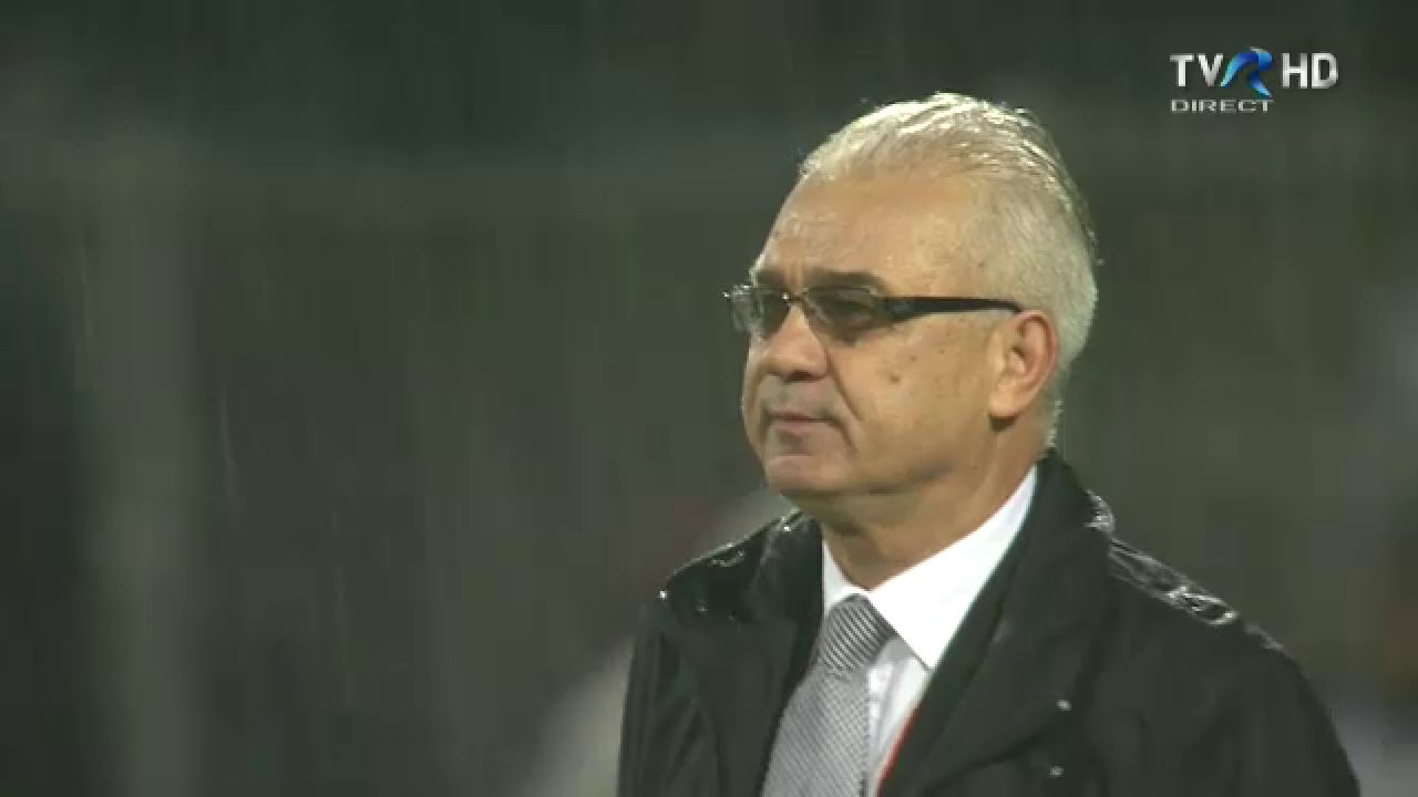 Imaginile asteptate de 7 ani! Romania merge la EURO 2016! Jucatorii au facut HORA BUCURIEI pe teren! FOTO_5