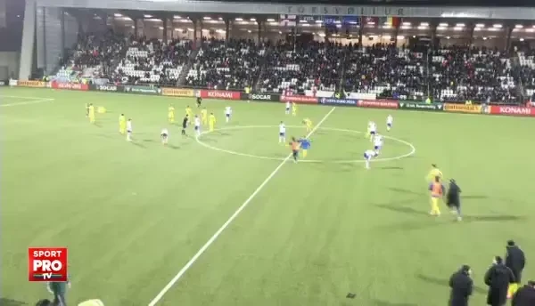 NEBUNIE pe teren dupa fluierul final din Feroe! Imagini NEDIFUZATE: cum s-au bucurat jucatorii pentru calificarea la EURO