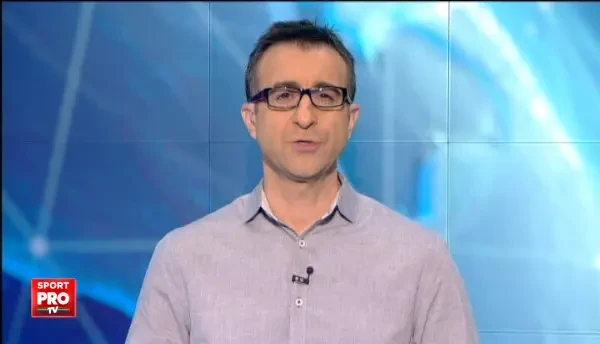 VIDEO | E si tehnica, si puternica. O brazilianca jongleaza cu mingea in timp ce lucreaza cu haltera :)