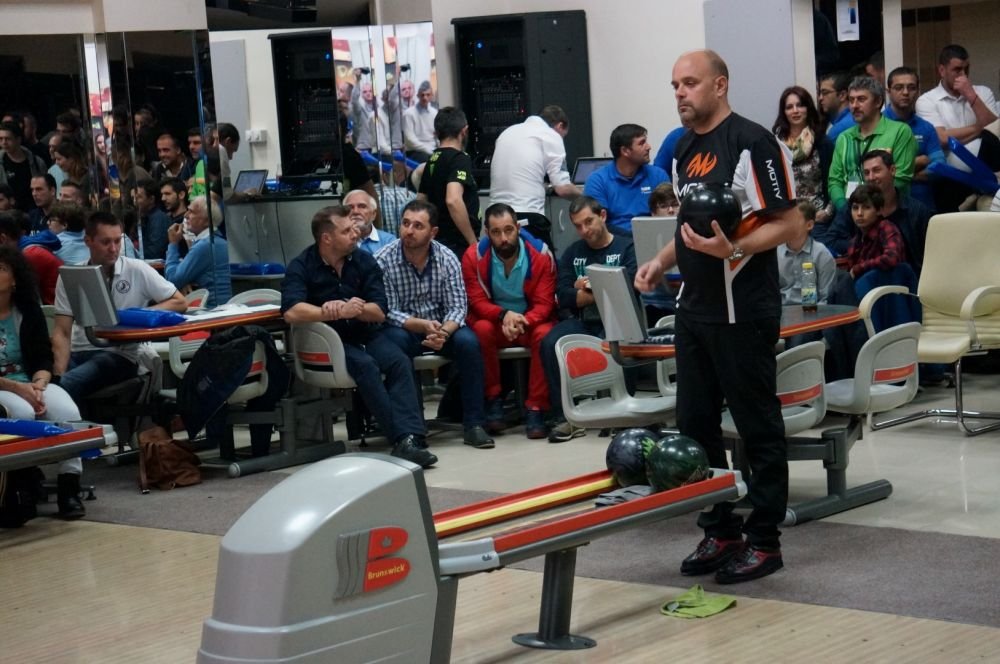 Anna Anderson, locul 3 la IBIBO 2015, este prima femeie pe podiumul Turneului International de Bowling din Romania_3
