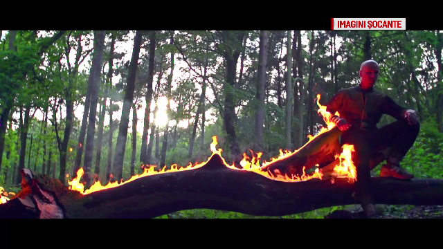 Atentie, IMAGINI SOCANTE! Primul cascador care face parkour dupa ce si-a dat FOC