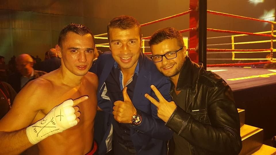 Victorie prin TKO pentru Flavius Biea. Romanul a facut spectacol sub privirile lui Lucian Bute si JoJo Dan