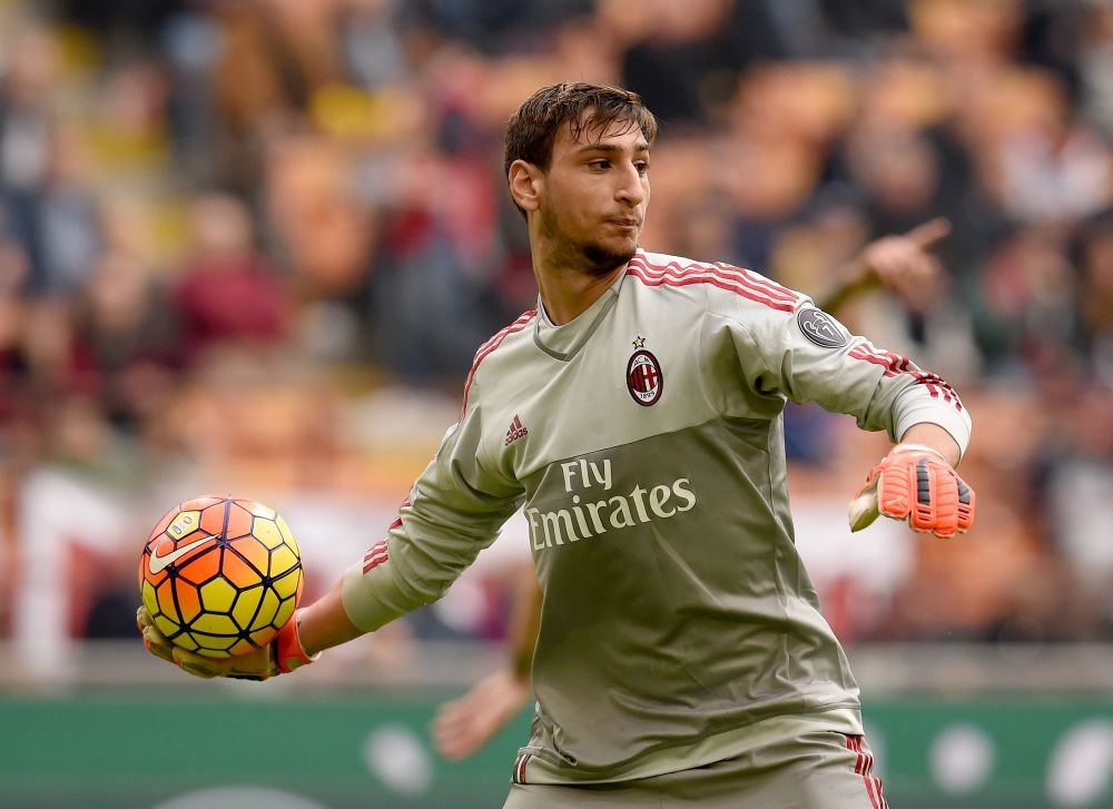 Un pusti de 16 ani i-a lasat pe banca pe Diego Lopez si Abbiati. Milanul a debutat cel mai tanar portar din istoria clubului_2