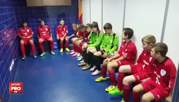 SUPER VIDEO | Pustii Academiei Hagi au imprumutat ritualul vikingilor de la Rosenborg. Cum se incurajeaza inaintea meciurilor