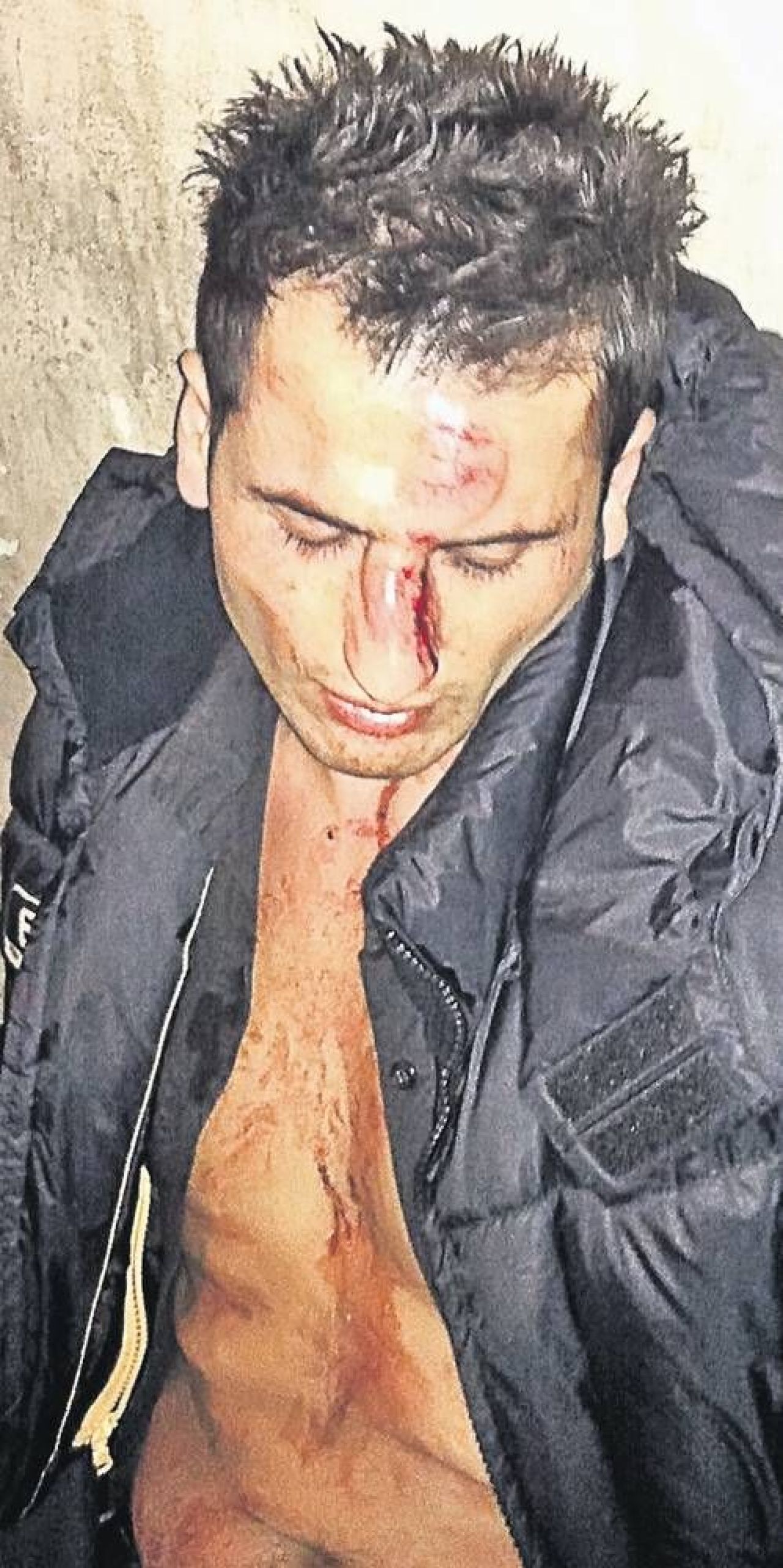 Mutu, condamnat la 14 luni de INCHISOARE in Italia pentru ca a batut un ospatar albanez acum 5 ani! Prima reactie:_2