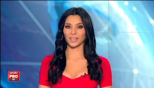 VIDEO | Cel mai tare antrenor de spinning din lume face show la fiecare sedinta, iar clienii fac rand la usa salii :)