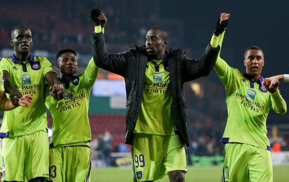 Lupta de 40 de milioane pentru un pusti GENIAL! United si City sunt gata sa faca oferta pentru MINUNEA de 18 ani