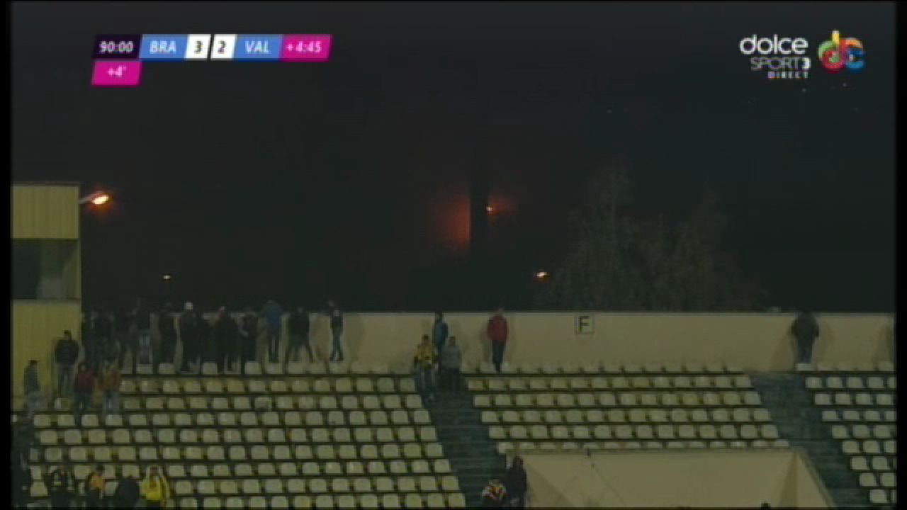 Un barbat a murit in timpul noptii. Este incredibil ce a provocat explozia uriasa de la fabrica de paine din Brasov_3