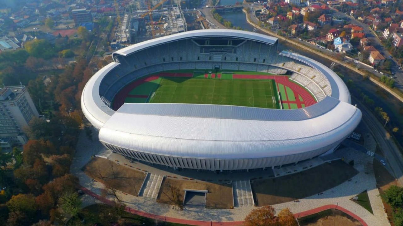 Stadioane de 300 de milioane de euro, cu lacatele puse. A fost nevoie de o tragedie pentru ca autoritatile sa-si dea seama ca pun in pericol vietile a zeci de mii de oameni_1