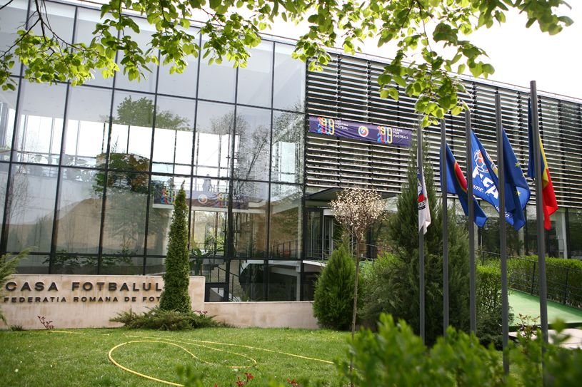 FRF a inaugurat scoala de management: Argaseala, Narcis si Muresan, printre primii cursanti! Il stiu pe Argaseala de cand a arbitrat un meci al lui Ajax