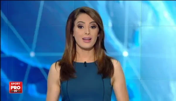 A facut-o si pe asta! Mutu s-a imbracat ca indienii cu ocazia "Festivalului Luminii". Cum arata alaturi de iubita sa