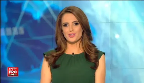 Imagini senzationale cu cel mai bun barman din Romania! Cate flotari poate sa faca in degete pentru antrenamentul cu sticlele