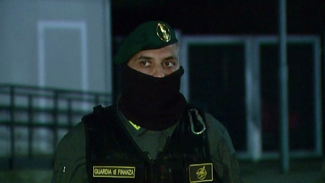 Opriti meciul! Allah e mare! Reactia jucatorilor Romaniei dupa ce au aflat ca a fost alerta si la meciul cu Italia