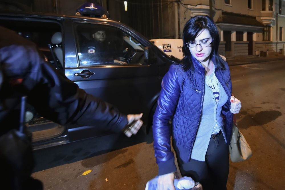 Tacere! Si asta este! Dumnezeu cu mila // Am cheltuit toti banii . Stenogramele din dosarul Mita pentru judecator , in care apar numele fratilor Becali si cel al lui Borcea