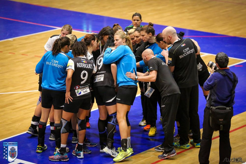 CSM Bucuresti invinge si in ultimul meci al grupei de Liga Campionilor si viseaza la Final 4. CSM 27-22 Savehof | Baia Mare joaca maine cu Larvik