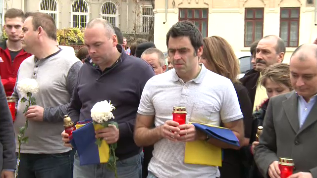 O'Sullivan si Bingham au mers la locul tragediei de la Colectiv! Mesajul induiosator transmis de legendele din snooker! FOTO_8