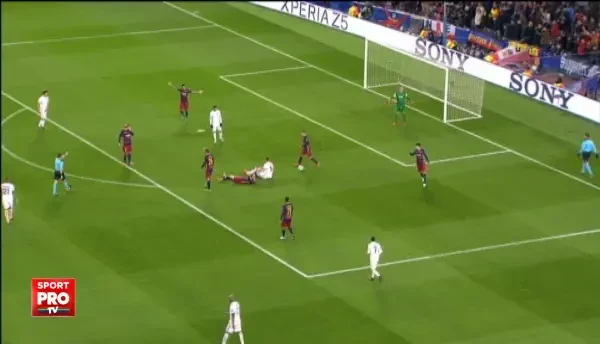 Dzeko rateaza penalty!