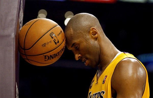 Kobe has signed off! Povestea omului care s-a apropiat cel mai mult de Jordan: 