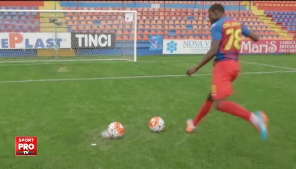 VIDEO: N Doye a incercat sa o dea la PAIANJEN din 3 incercari. Ce a iesit :)