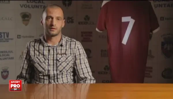 Lumea l-a vazut pe Ronaldinho, dar era unul in Liga I care facea la fel! Cine e GENIUL caruia nu puteai sa-i iei mingea