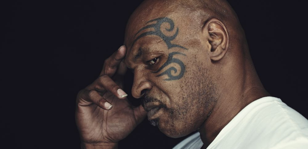 Am risipit 500 mil dolari! N-am stiut ce sa fac cu banii Dezvaluirile incredibile facute de un SUPER CAMPION. Azi a ajuns DATOR