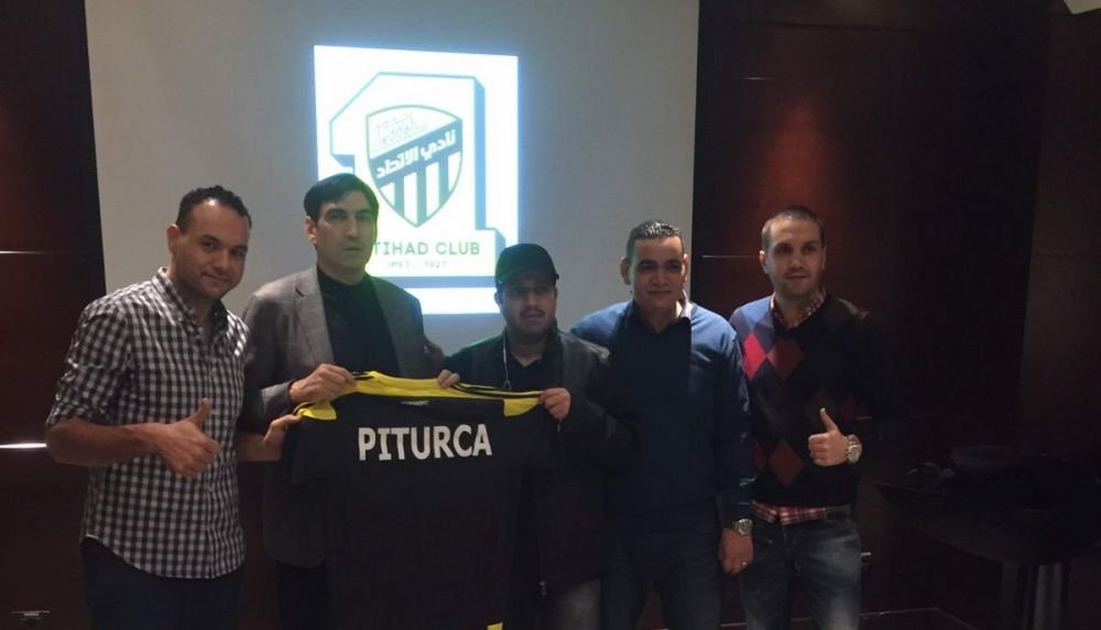 FOTO EXCLUSIV! Piturca a semnat! Fostul selectioner va antrena din nou Al Ittihad! _4