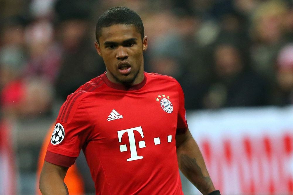 Momente de GROAZA pentru un star de la Bayern! A trecut pe rosu si s-a ciocnit cu un tramvai! Paguba de 10.000 de euro