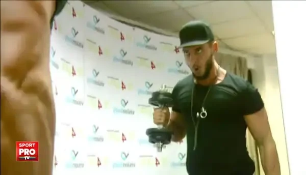 "Doriane, imi pare rau, frate. As canta cu tine, dar mi-e si rusine!" Mesajul lui Morosanu inaintea galei de la Torino