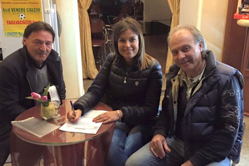 Fosta actrita de filme pentru adulti, directoare la un club de fotbal din Italia! S-a iubit cu Ronaldinho, Balotelli si Berlusconi