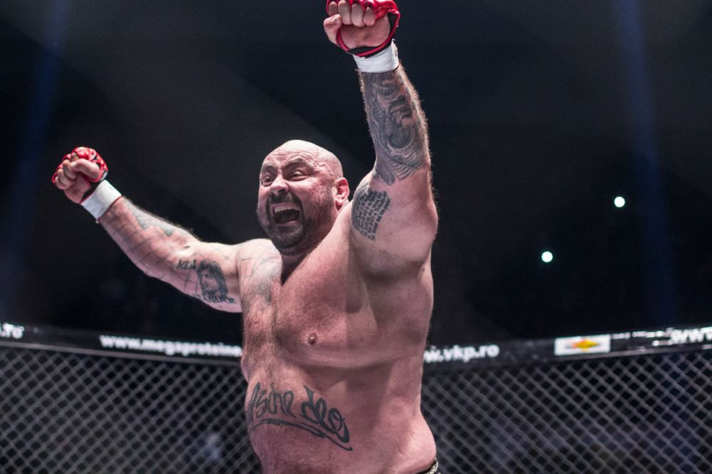 VIDEO: Sandu Lungu, invins de teroarea Poloniei, Wlazlo! Lungu s-a luptat pana la capat si a iesit din ring in aplauzele celor 5000 de romani de la Polivalenta_2