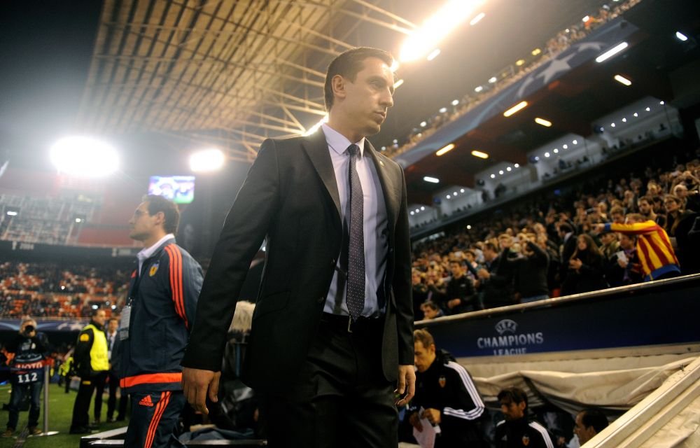 Gary Neville i-a lasat MASCA pe jucatorii Valenciei la primul antrenament! Ce CADOURI de 20.000 de lire le-a facut