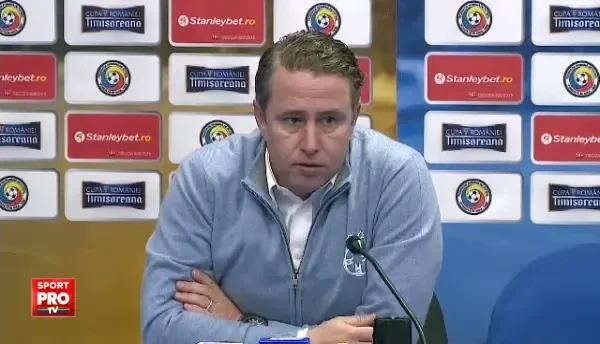 "Nu fiti tristi, obisnuiti-va cu Steaua. O sa castige de la etapa la etapa!" Reghe a precizat ca "nu e arogant", apoi a explicat ce se va intampla la Steaua din ianuarie