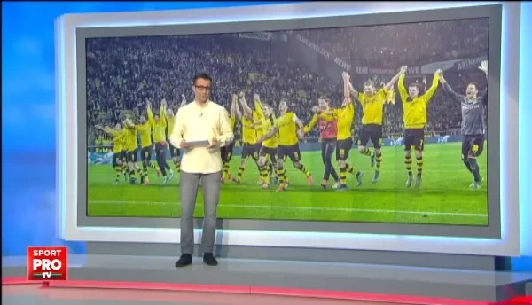 VIDEO | Modul inedit in care vedetele Borussiei au "cantat" un colind de sarbatori. Aubameyang, Reus si Kagawa au tras IN clopote