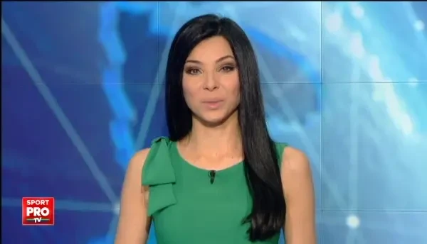 Dzeko si-a dat gata toti dusmanii de Craciun :) Si-a cheltuit salariul pe o luna la o petrecere cu lautari VIDEO