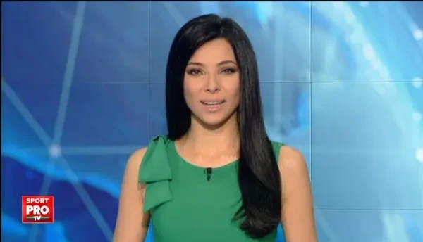 Dan Petrescu are o sotie model: a facut atletism si fitness, iar la 17 ani si-a inceput cariera de model in Germania! Cum arata acum VIDEO