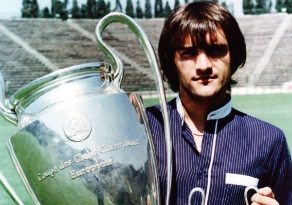 Un (B)alint de ziua lui | Gabi Balint, omul dupa al carui gol s-a strigat Am castigat Cupa Campionilor , a implinit 52 de ani