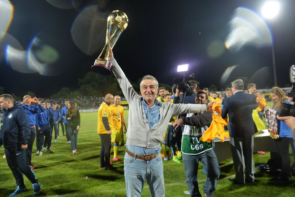 Becali a oferit 2,5 milioane de euro pe cei patru jucatori de la CSU Craiova. Raspunsul dat de conducerea oltenilor