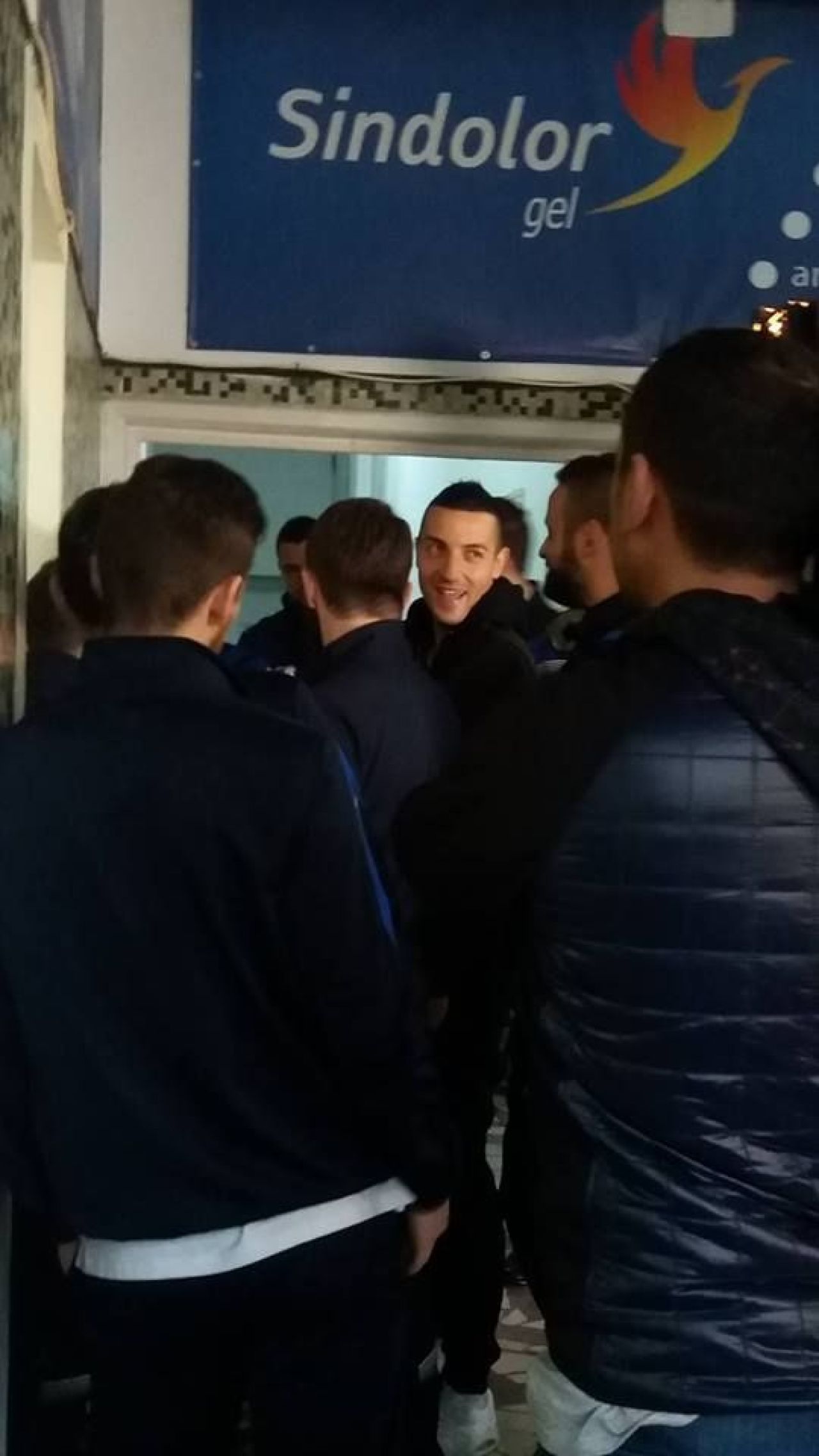 Momcilovic s-a intors la Pandurii :) Fundasul cumparat de Steaua a facut viza medicala cu fosta sa echipa si a plecat in Antalya_3