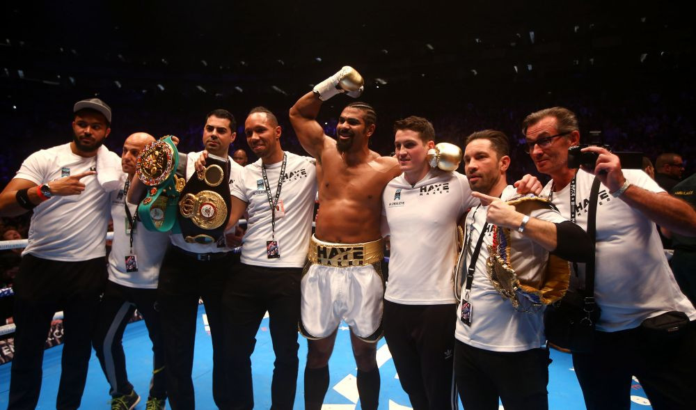 Furios si iute la manie. Tyson Fury a intrat in ring dupe ce Deontay Wilder si-a pastrat centura mondiala cu un KO | FOTO_4