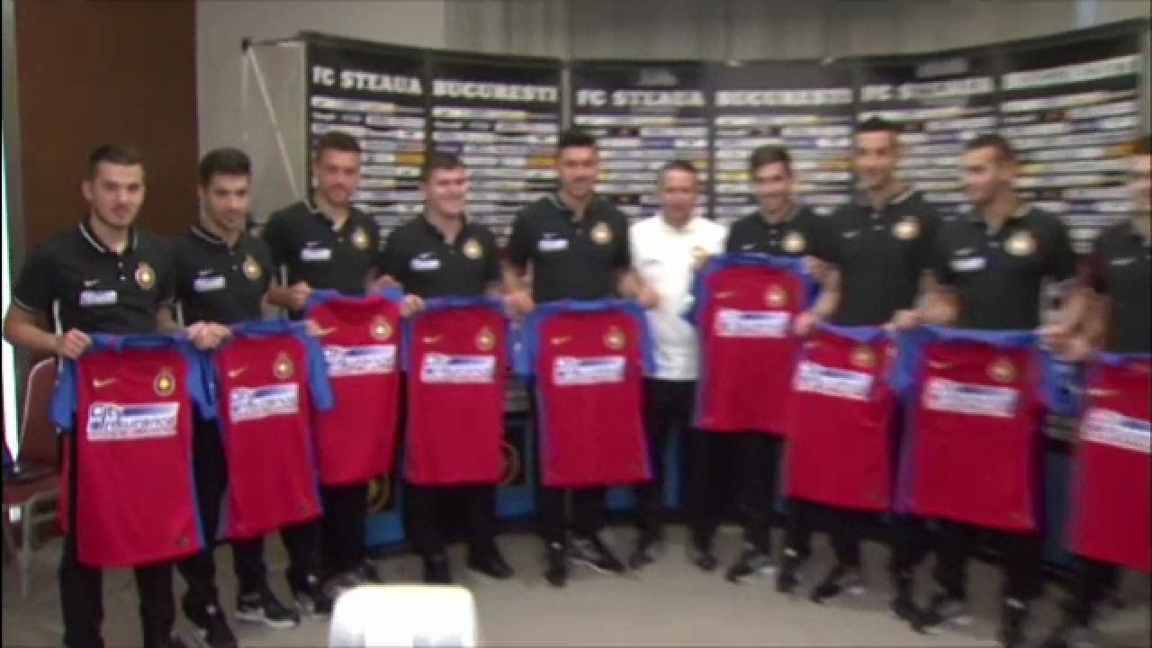 FOTO OFICIAL! Steaua si-a prezentat toate transfeurile din aceasta iarna! Becali mai spera la inca un jucator_2