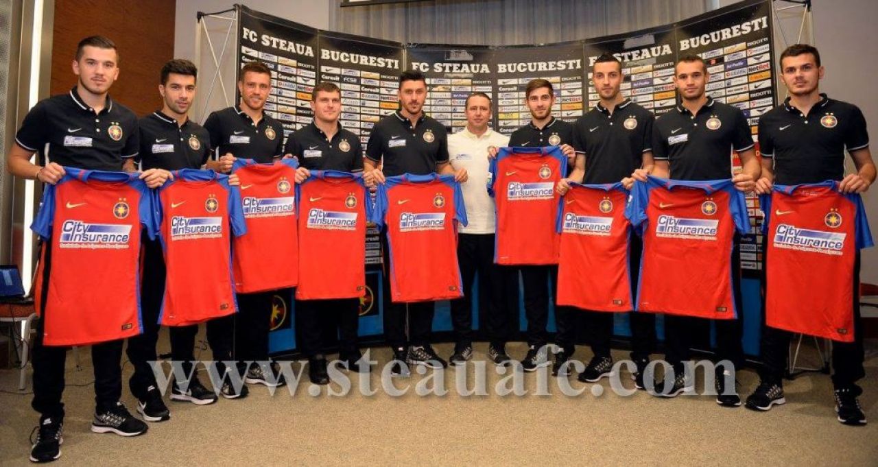 FOTO OFICIAL! Steaua si-a prezentat toate transfeurile din aceasta iarna! Becali mai spera la inca un jucator_7