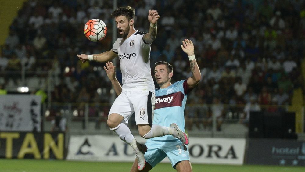 Enache este la un pas de Steaua: M-am inteles cu Gigi Becali! Jucatorul e asteptat sa semneze dupa ce Astra accepta oferta